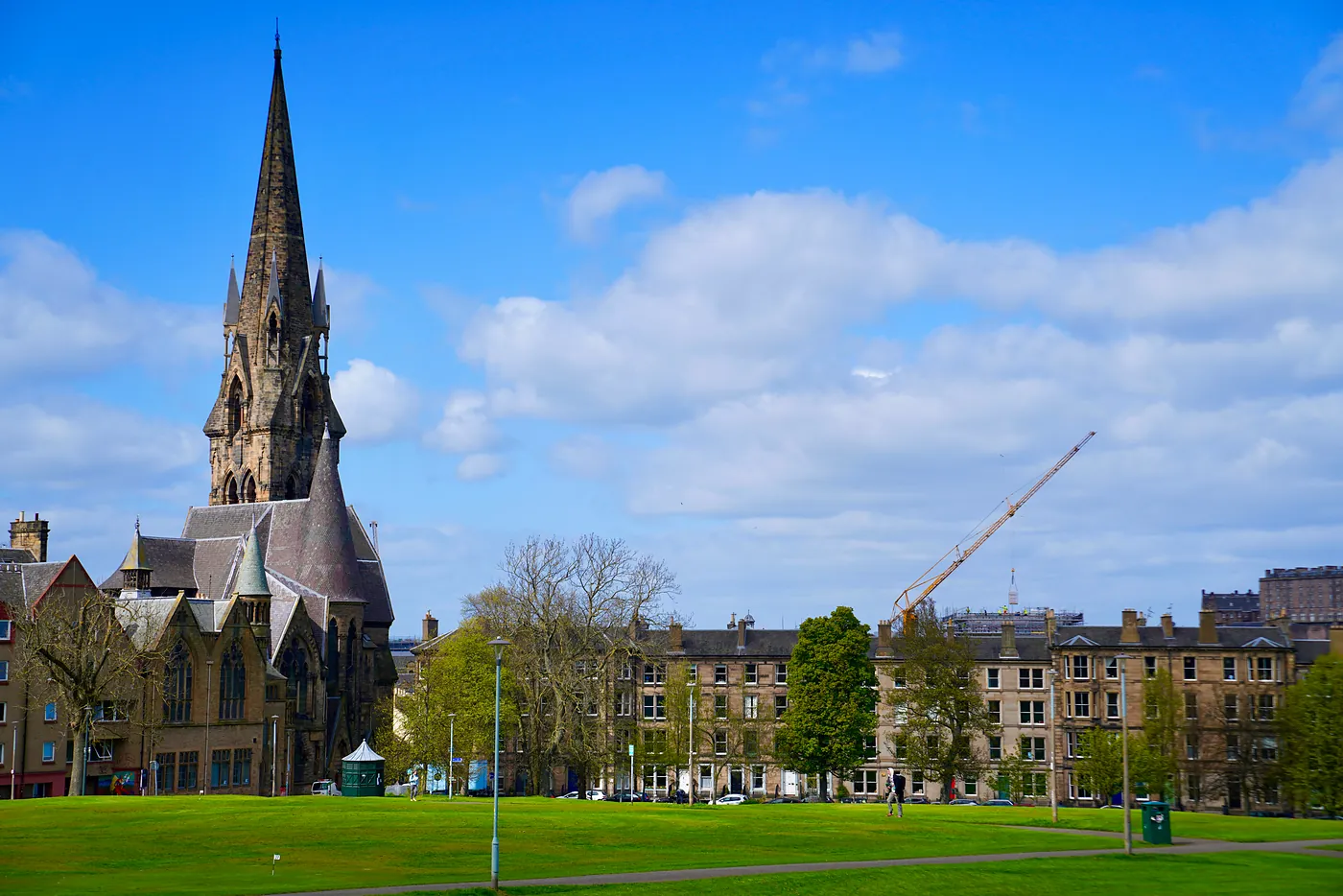 The Barclay Viewforth Church standing tall over the links.