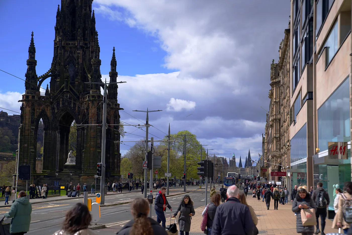 Prince's Street heading west with the Walter Scott monument and the Castle mount to its left.