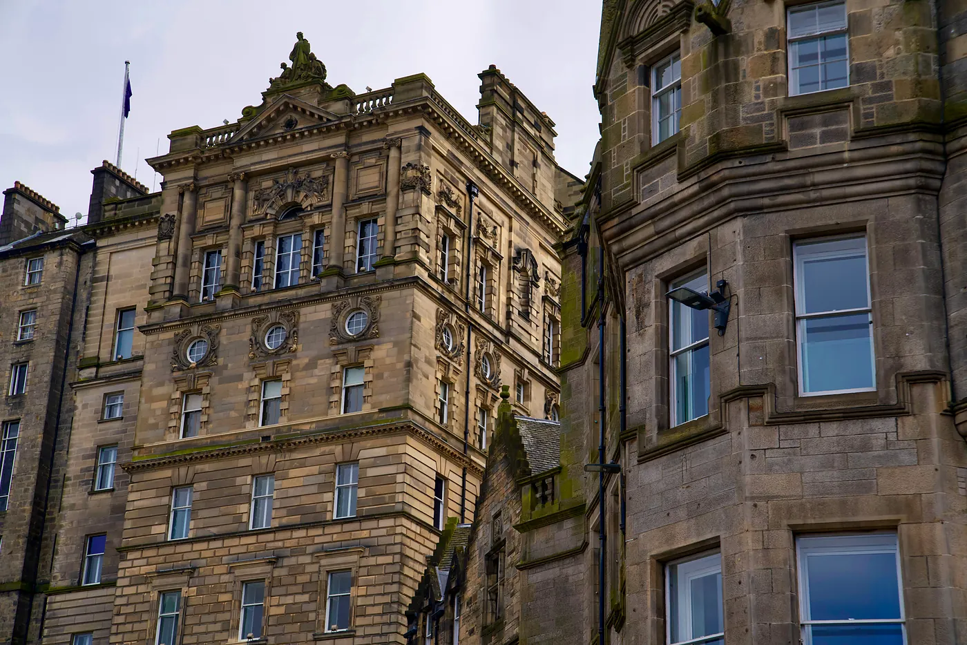 Neoclassical and Georgian buildings. The Royal Mile prominently features these styles of architecture.