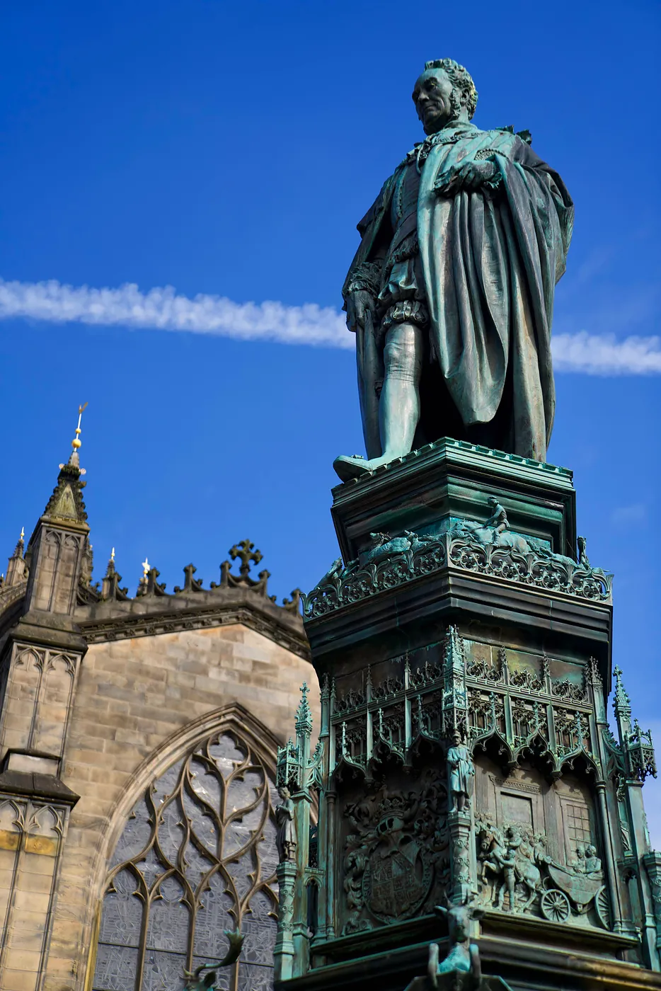 An aged statue of 5th Duke of Buccleuch outside Saint Giles.