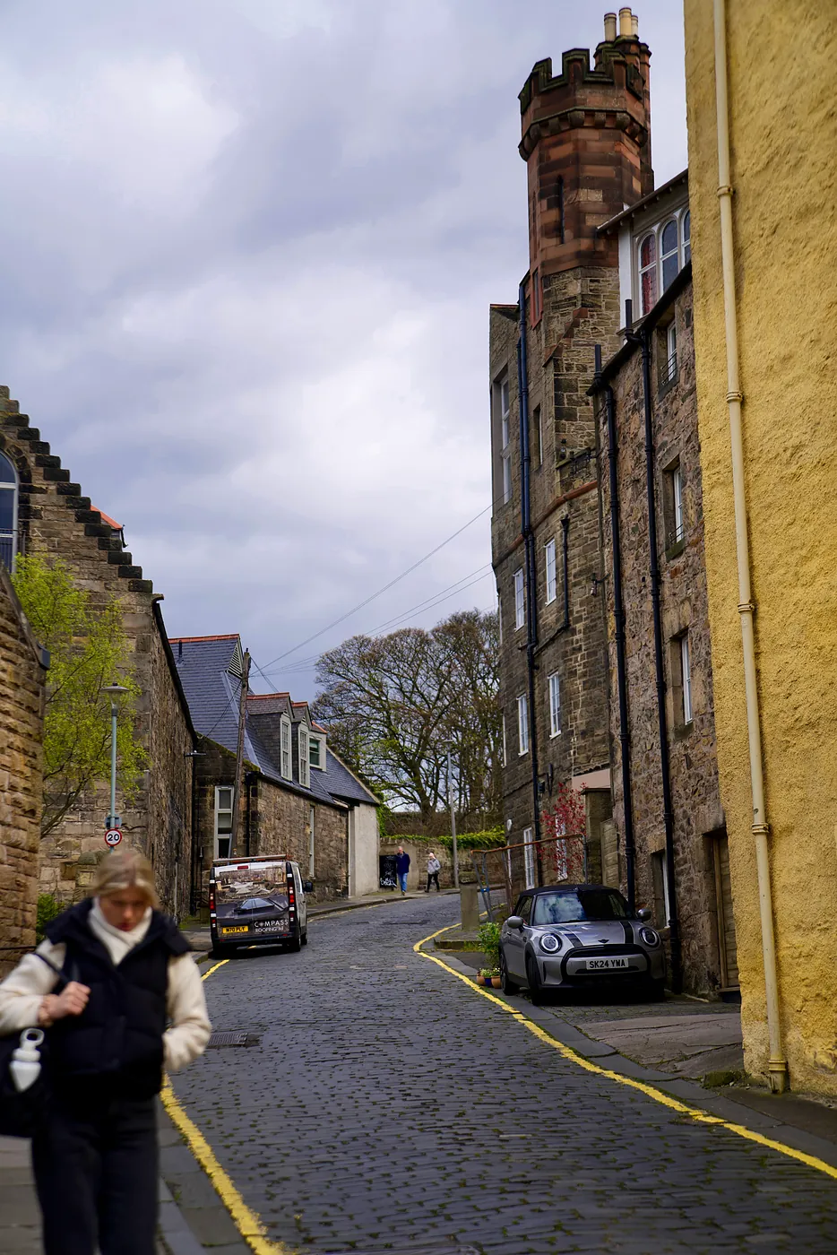 A small street leading to Dean Village.